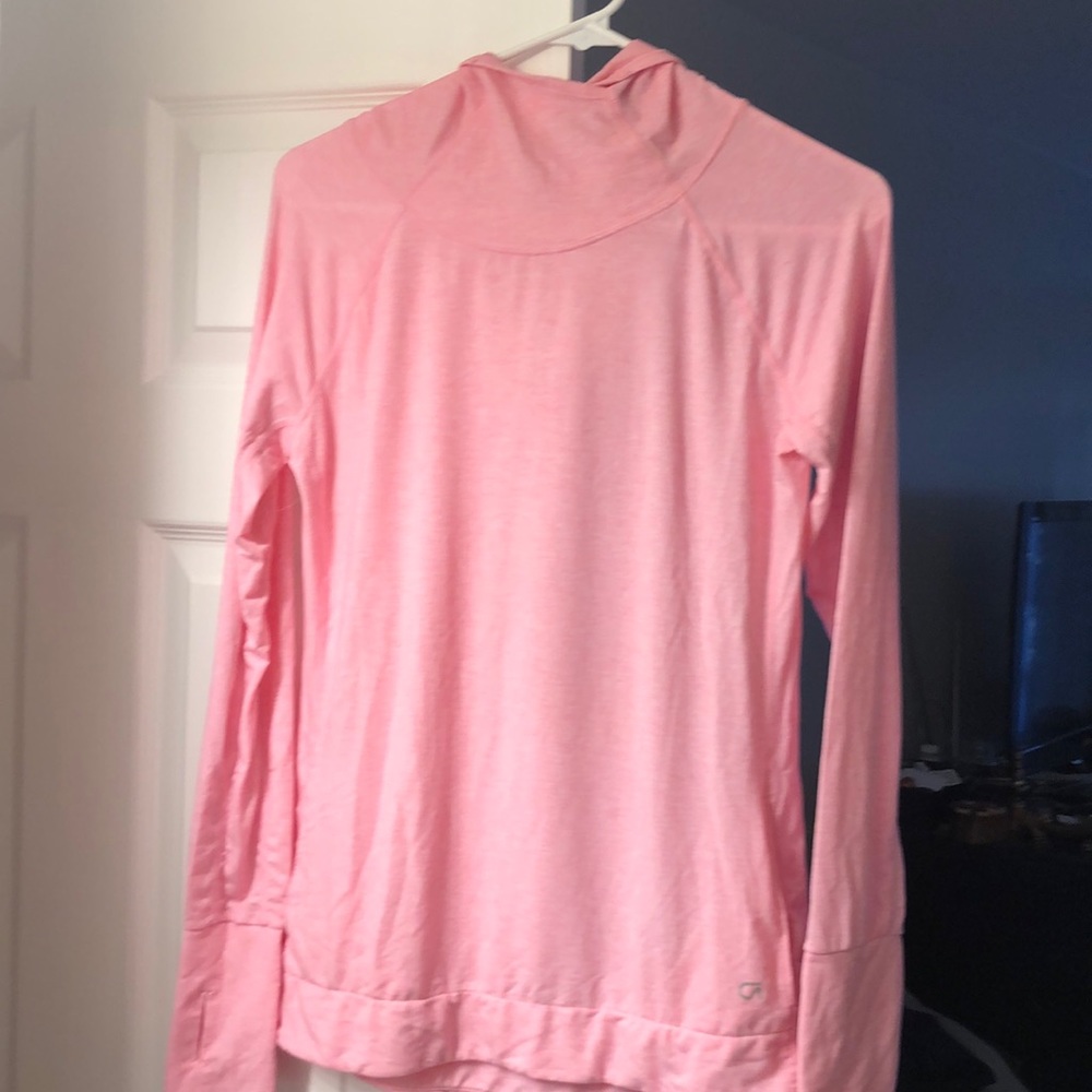 Light pink Gap Breathe long sleeve